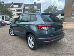 SKODA Karoq 2.0l TDI 85kW DSG * PANO * Navi * Klimaaut