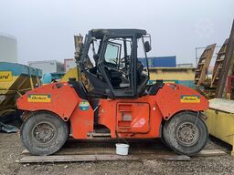 Hamm HD150TT PNEUMATIC 8 WHEEL COMgPACTOR (accident unit - for parts only)