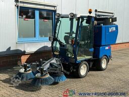 Iseki Iseki VITRA 2030 4x4 - 4 Besensystem Laubsauger