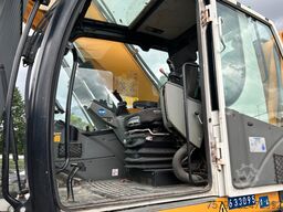 LIEBHERR LH 24 Litronic mit Abbruch- / Sortiergreifer
