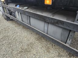 Volvo FM330 Multizone Lenk u. Kühlkoffer