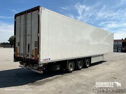 Schmitz Cargobull Reefer Meat hanging system