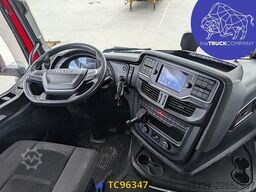 Iveco S-Way 490