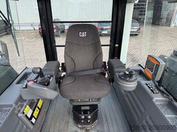 CATERPILLAR CD54B (CD10),Tandemwalze, Streuer,Kantenscheider