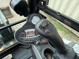 BOBCAT E26 / 2021 BJ / 2 x Löffel / 1.375 H