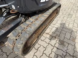BOBCAT E26 / 2021 BJ / 2 x Löffel / 1.375 H