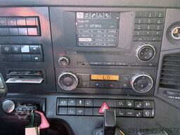 MERCEDES-BENZ Arocs 2851 6x4 Holzlkw mit Kran Bj 2015