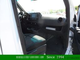 MERCEDES-BENZ Sprinter 315 CDI KA L2/H1/AUT/MBUX/KAM/DISTRON
