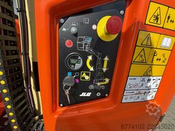 JLG Toucan 8E-L--EK