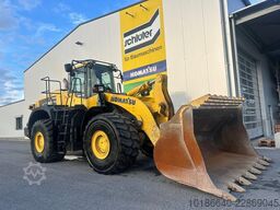 Komatsu WA500-8E0