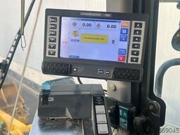 Komatsu WA500-8E0