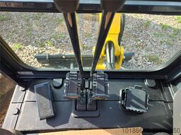 Komatsu PC17R-5