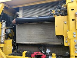 Komatsu HB365NLC-3