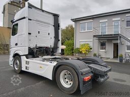Mercedes-Benz Actros 1851 LS Giga Leder