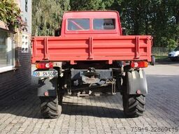 Mercedes-Benz UNIMOG 5000