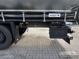 Schmitz Cargobull Curtainsider Standard Getränke