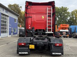 SCANIA R450 4x2 SZM mit ADR EXII - EXIII - FL- AT