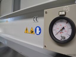 Italpresse UT/6L Prasa do forniru