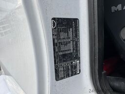 MAN TGS 32.480 8x4 Liebherr 9m3