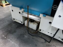 Colchester Triumph VS 2500