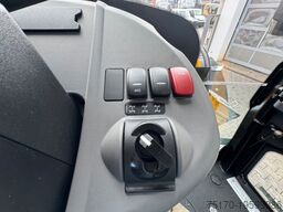 JCB 4CX Pro / Klappschaufel / Dual Drive / Neu
