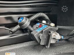 MERCEDES-BENZ 1851 LS BigSpace Kipphydr. Standklima Retarder