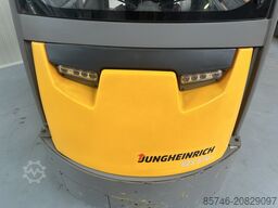 JUNGHEINRICH EZS 570 * NEW battery !!