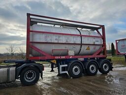 SCHMITZ CARGOBULL Tankchassis mit Tankcontainer, 424.676 KM