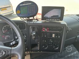 Scania P 280 6x2 EEV / HMF 2120-S3 Crane / Geesink GPM...