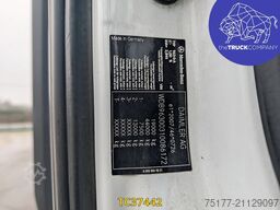 Mercedes-Benz Actros 1833