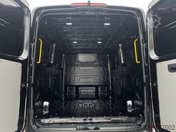 MAN TGE 3.180 L3H2 Kasten 4x4 STANDHZ ACC LENKRADHZ