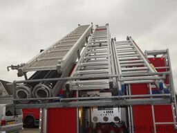 Mercedes-Benz 1325 godiva pump bomberos