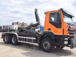 Iveco TRAKKER 360