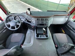 DAF CF 290 FA SPACE CAB HARDHOUTEN VLOER 2500 KG KLE