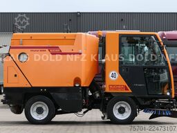 Bucher Citycat 2000 Kehrmaschine