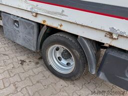 FUSO Canter Pritsche + Kran