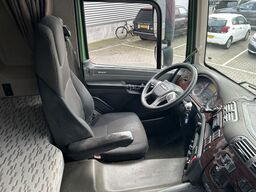 DAF CF 330 FT Sleeper Cab / 645 dkm / NL Truck