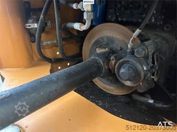 CASE 721E wheel loader w/ snow bucket and gravel bucket