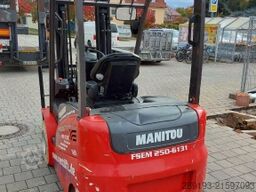 Manitou ME 425 C 2,5 t Elektro