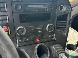 Mercedes-Benz Actros 1843