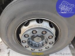 Iveco Stralis AS440S46 TIP CLNG