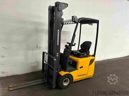 Jungheinrich EFG 110 - TRIPLEX 5,5 m