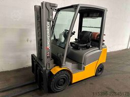 Jungheinrich TFG 316 - TRIPLEX 4,4 m