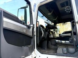 MAN TGX 26.440 6x2 mit HMF 3000-K5 Kran Top Zustand