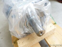 Siemens 1FT6084-8WF71-4EH1 Motor SN: YFA420440508002 - ! -