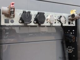 SYSTEM TRAILERS LPRS 18. 2 asser gesloten  + stuuras en klep Dh...