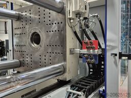 Krauss Maffei KM 130/750 CX + Robot