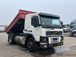Volvo FM 10 - 320 (POMPE MANUELLE / MANUAL PUMP / MAN...