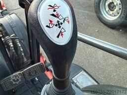 KUBOTA STW40 Klima/Mähwerk/Absaugbehälter Hochentleerun