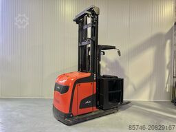 LINDE V ( 5213 ) - Wire Guidance !! DOUBLE steering !! Triplex FFL